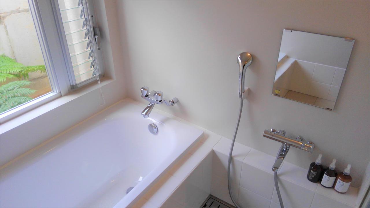Bed and Breakfast Sumica Okinawa Екстер'єр фото
